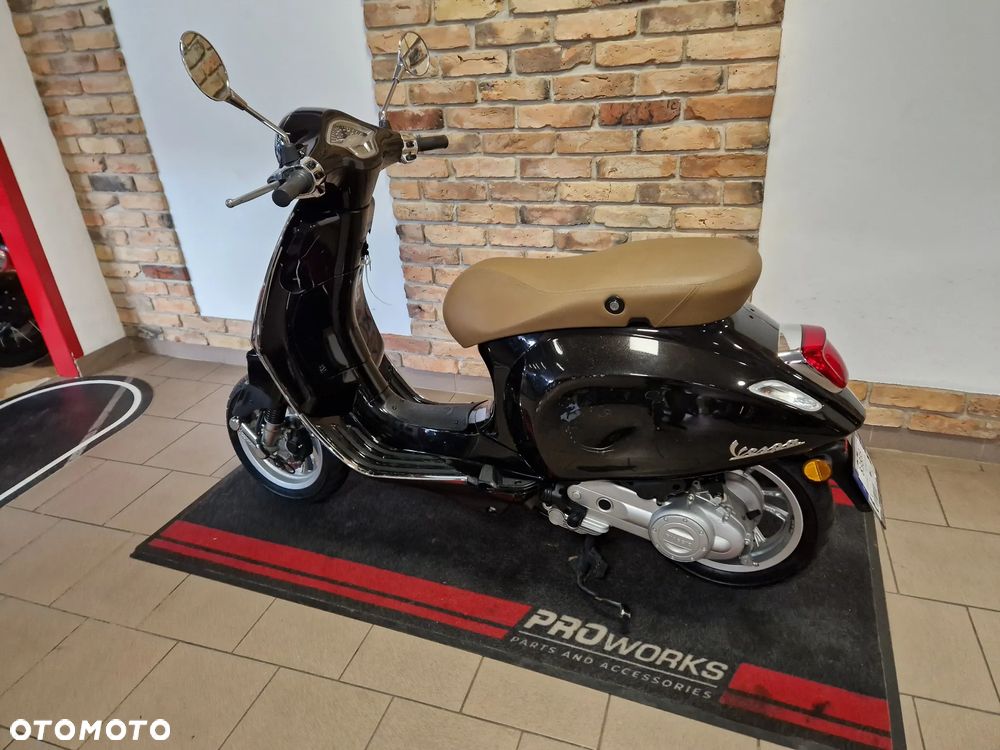 Vespa Primavera - 8