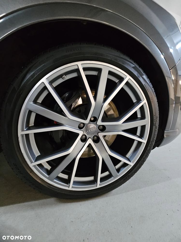 Audi SQ7 - 14