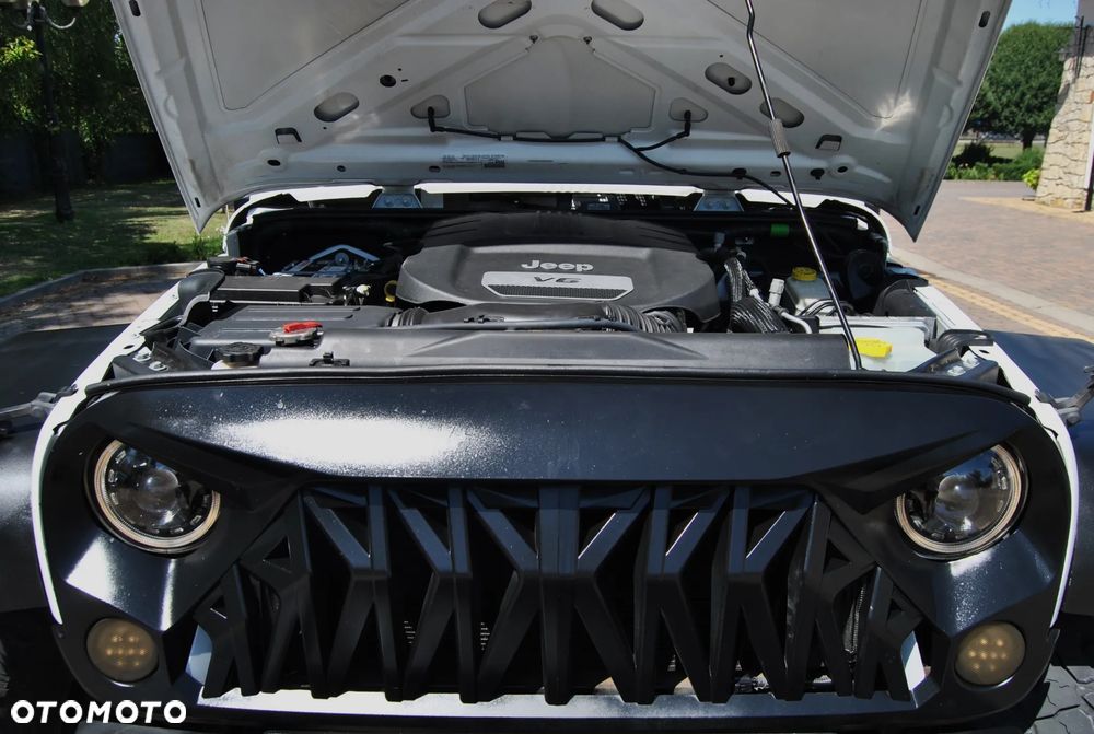 Jeep Wrangler - 18