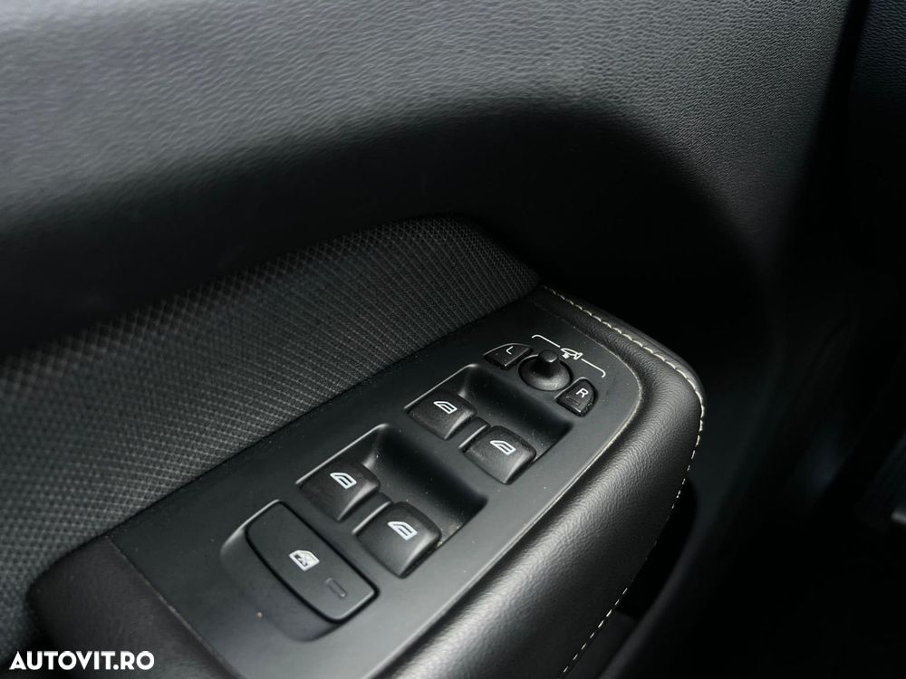 Volvo XC 60 - 19