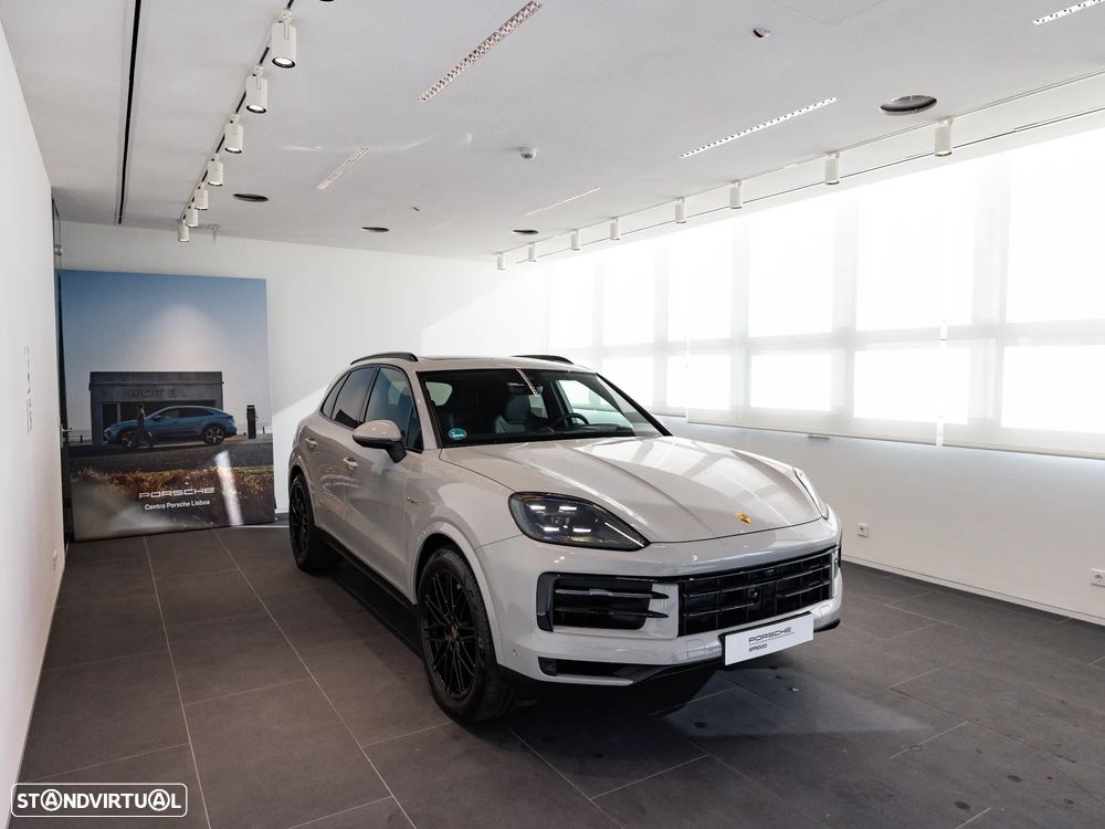 Porsche Cayenne E-Hybrid - 3