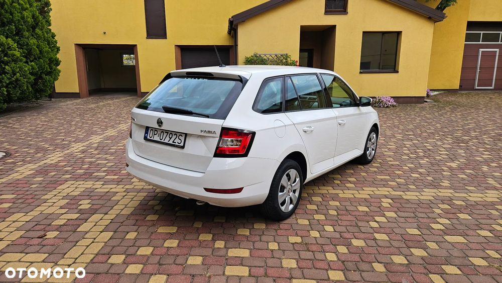 Skoda Fabia - 3