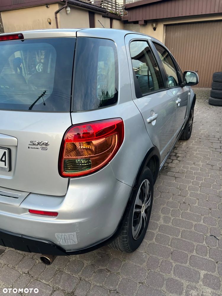 Suzuki SX4 1.5 - 5