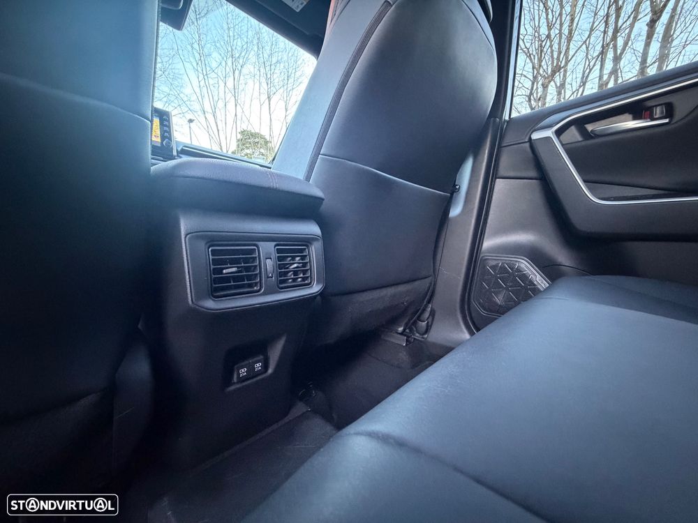 Toyota RAV4 2.5 HDF Square Collection AWD-i - 39