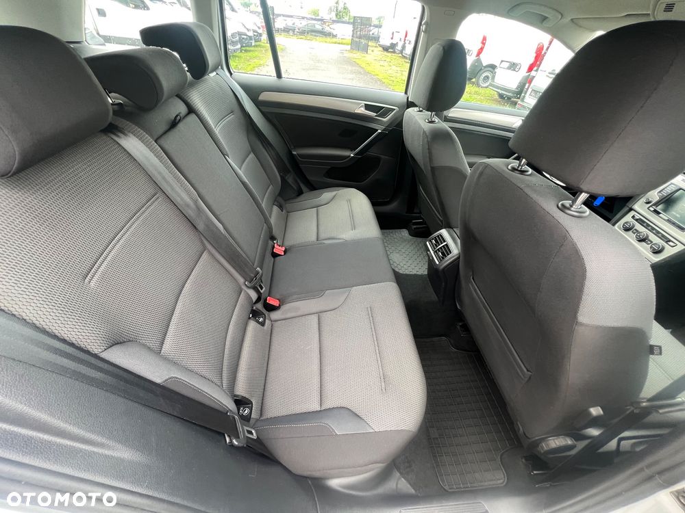 Volkswagen Golf 1.6 TDI BMT Comfortline - 11