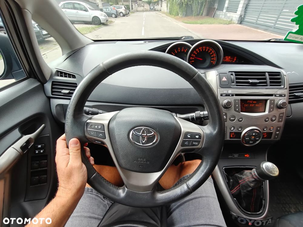Toyota Verso 2.0 D-4D Sol plus - 39