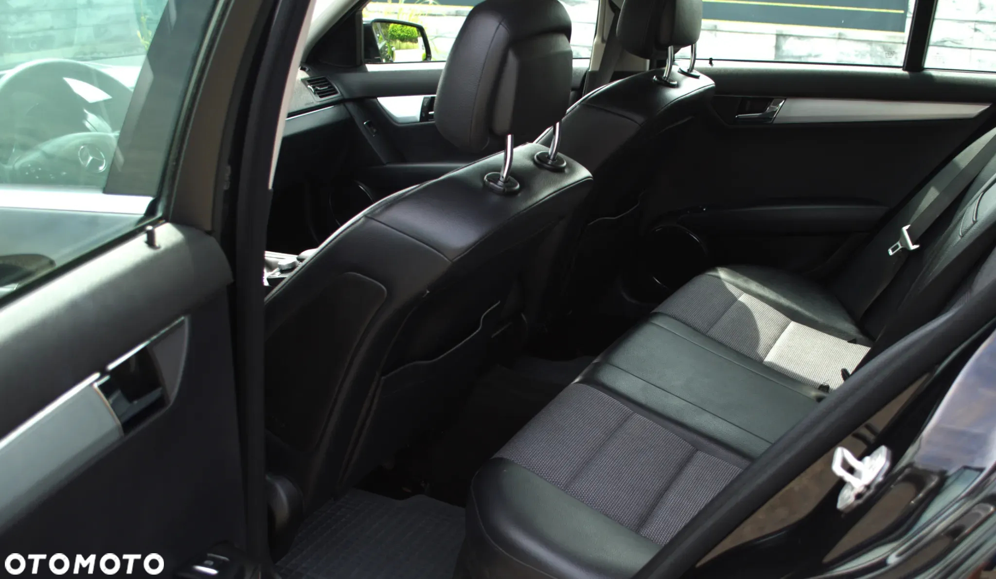 Mercedes-Benz Klasa C 200 T (BlueEFFICIENCY) Avantgarde - 16