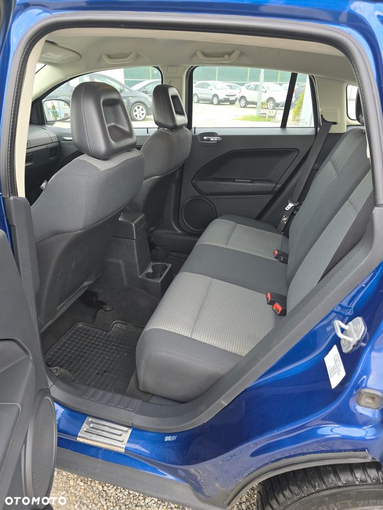 Dodge Caliber 1.8 SE - 11