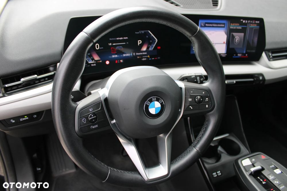 BMW X1 sDrive18i - 18