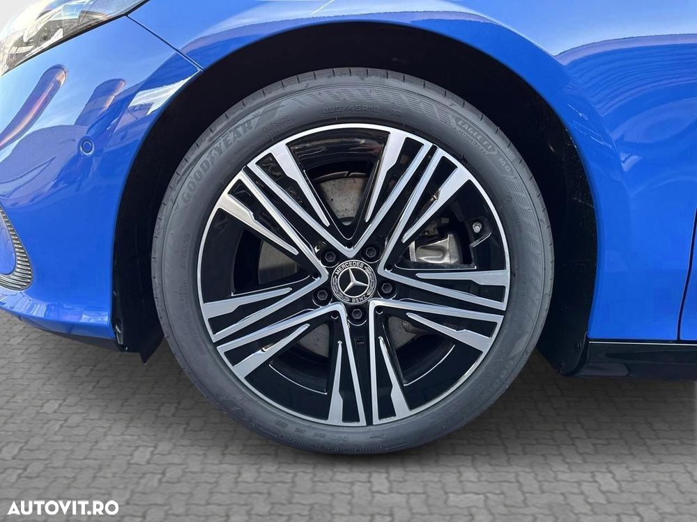 Mercedes-Benz CLA 250+ Coupe - 5