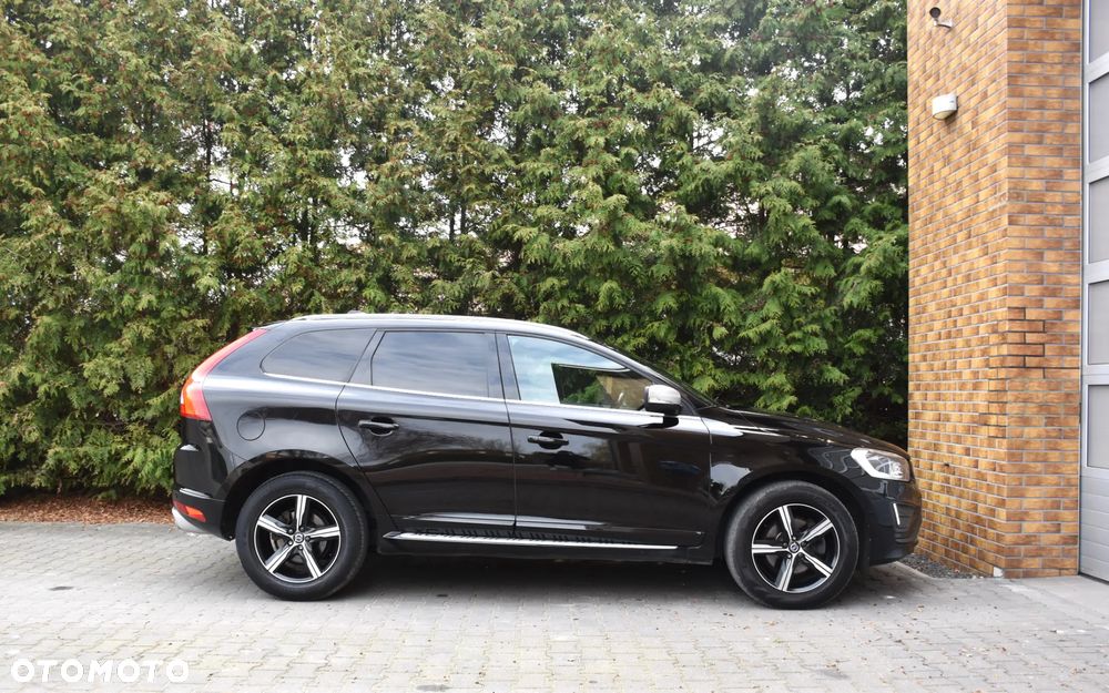 Volvo XC 60 D3 Drive-E R-Design Momentum - 6