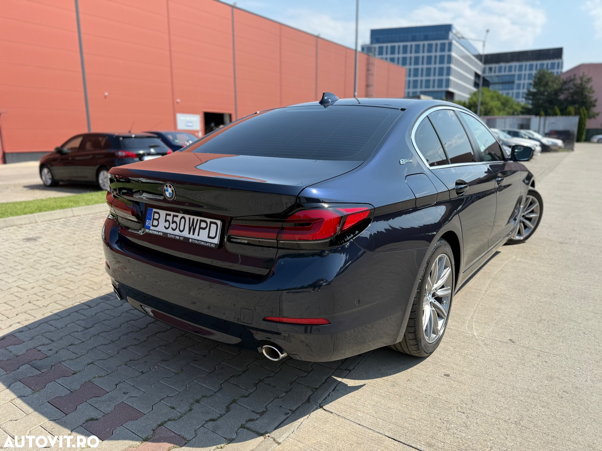 BMW Seria 5 530e AT PHEV - 3