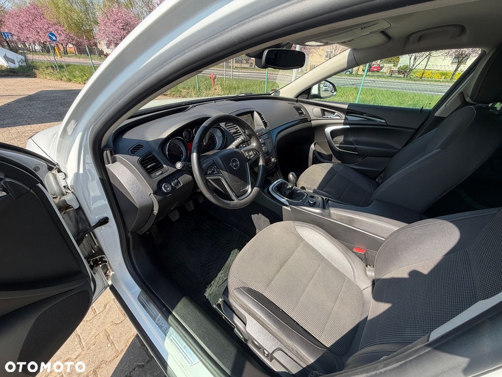 Opel Insignia 2.0 CDTI - 16
