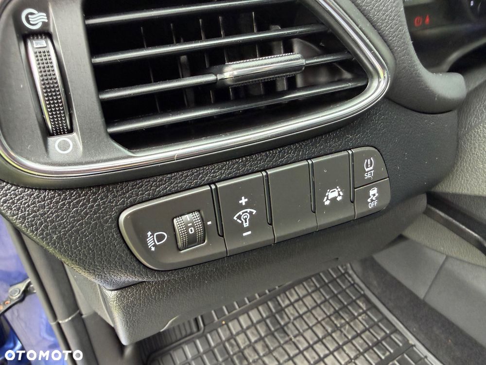 Hyundai i30 1.0 T-GDI YES!+ - 23