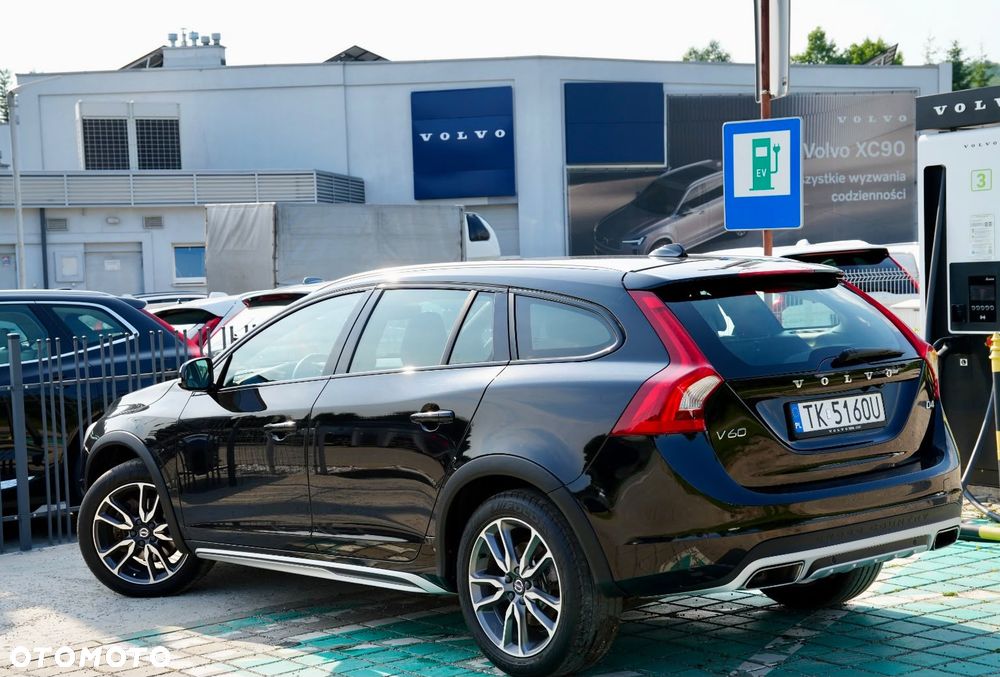 Volvo V60 D4 Drive-E Summum - 3