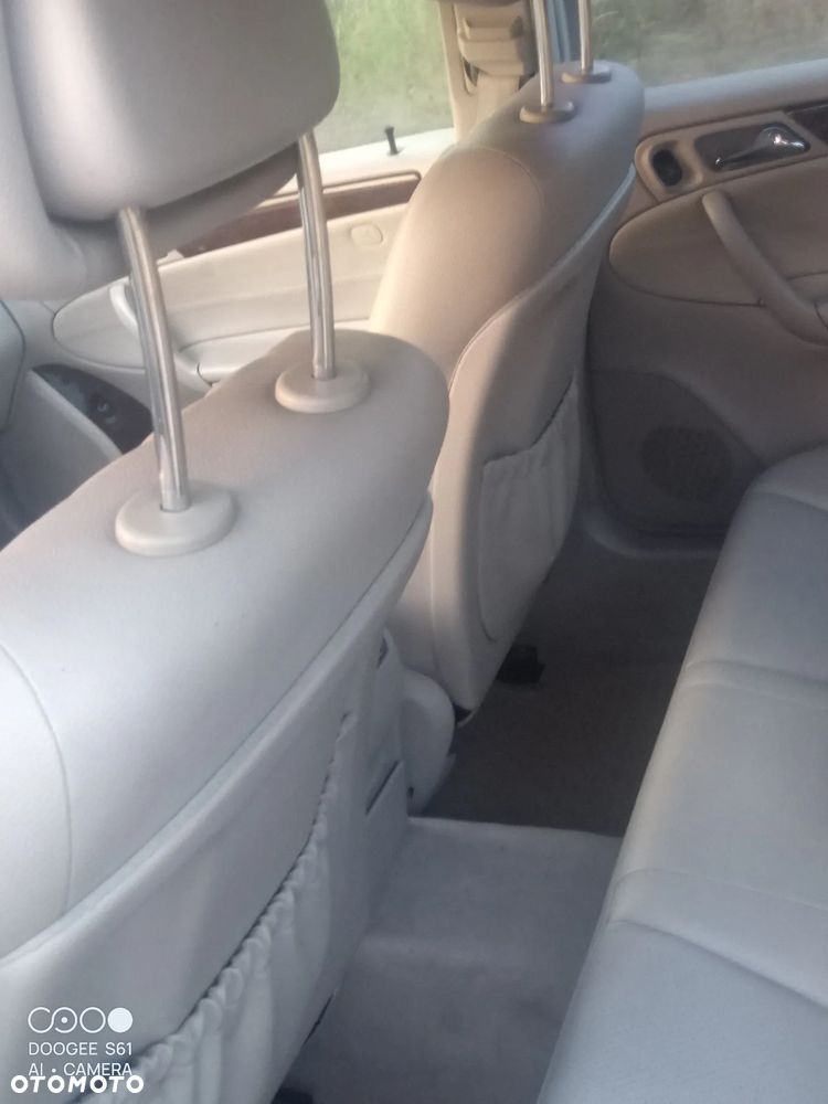 Mercedes-Benz Klasa C ver-350-4matic-7g--tronic-sport-edition - 11