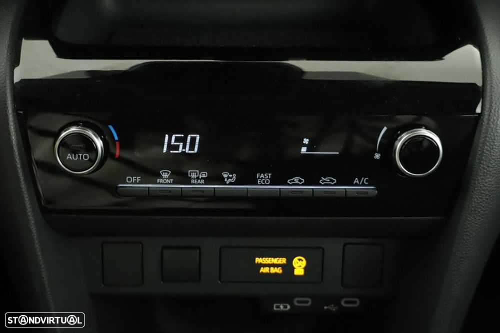 Toyota Yaris Cross 1.5 HDF Comfort - 12