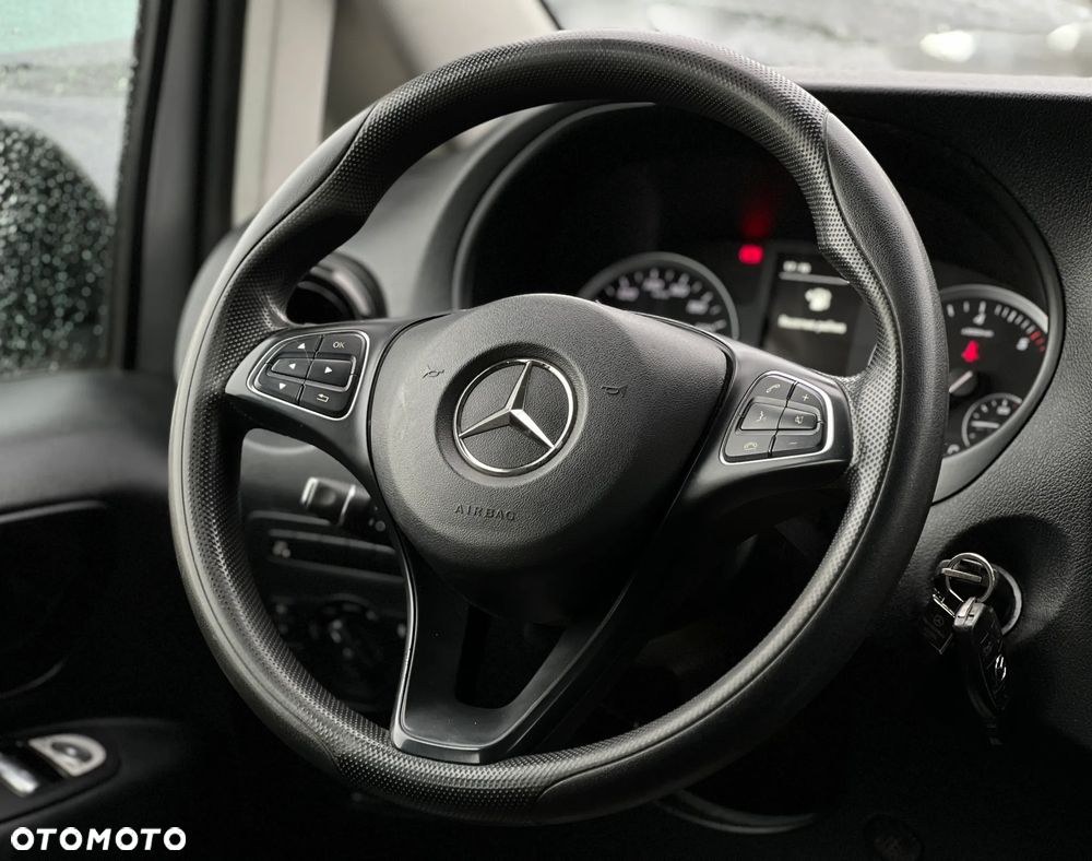 Mercedes-Benz Vito - 27