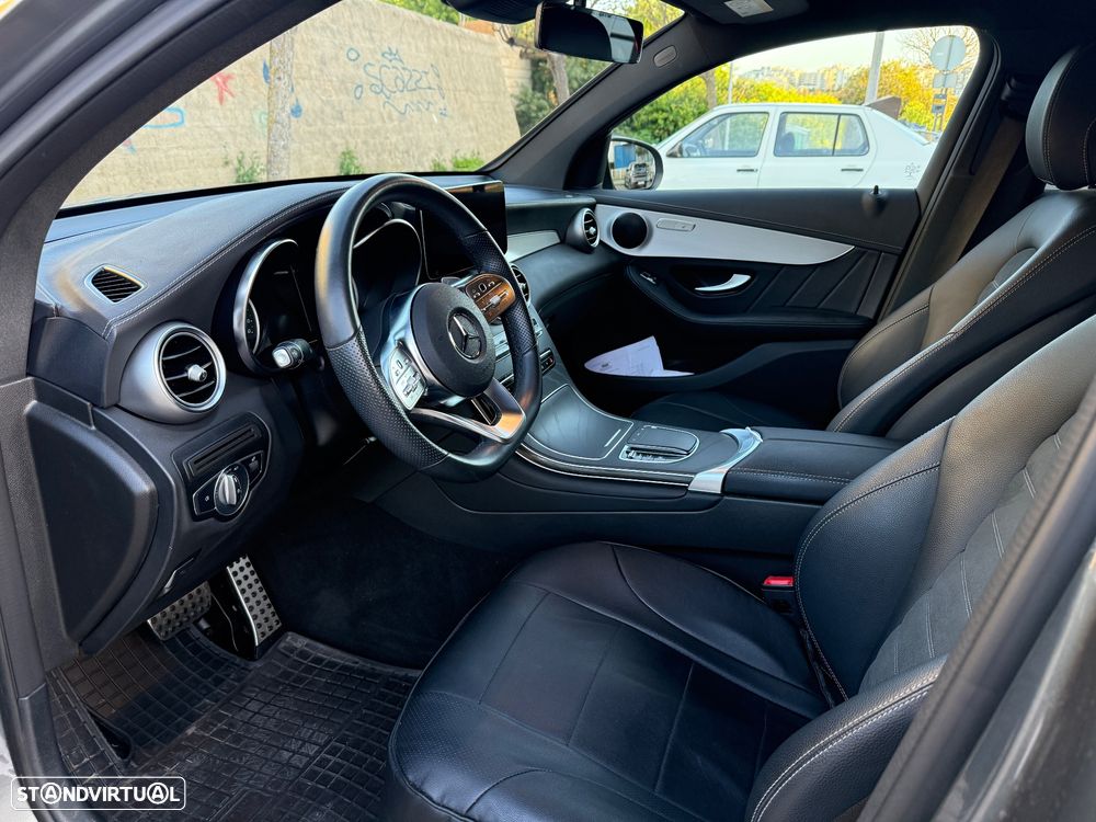 Mercedes-Benz GLC 300 e Coupe 4Matic - 8