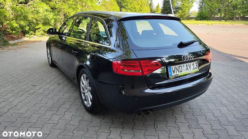 Audi A4 Avant 2.0 TDI DPF S line Sportpaket (plus) - 6