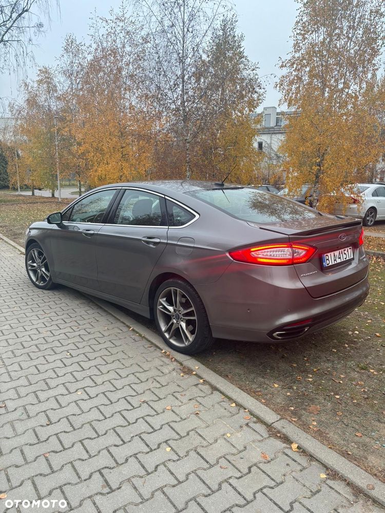 Ford Fusion 2.0 EcoBoost Titanium - 2