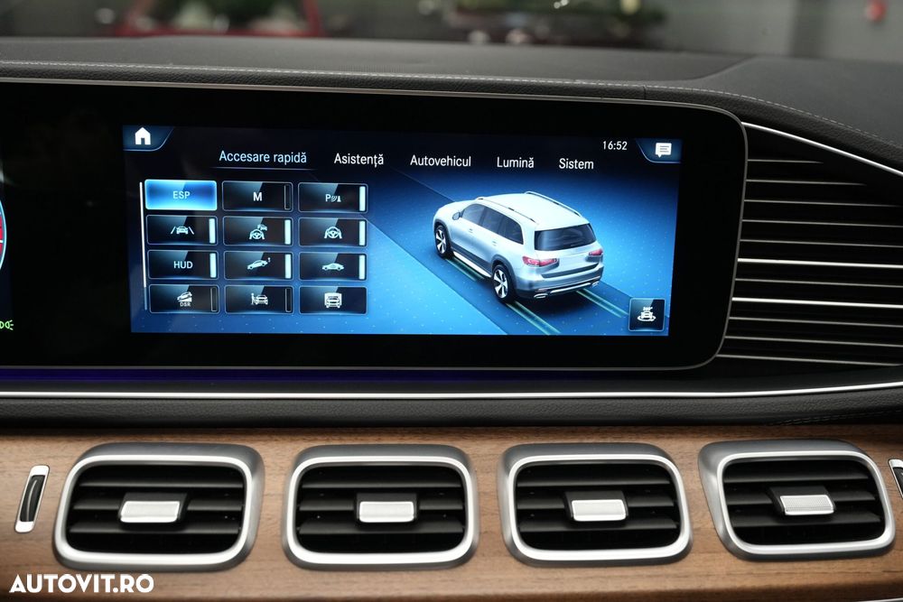 Mercedes-Benz GLS - 33