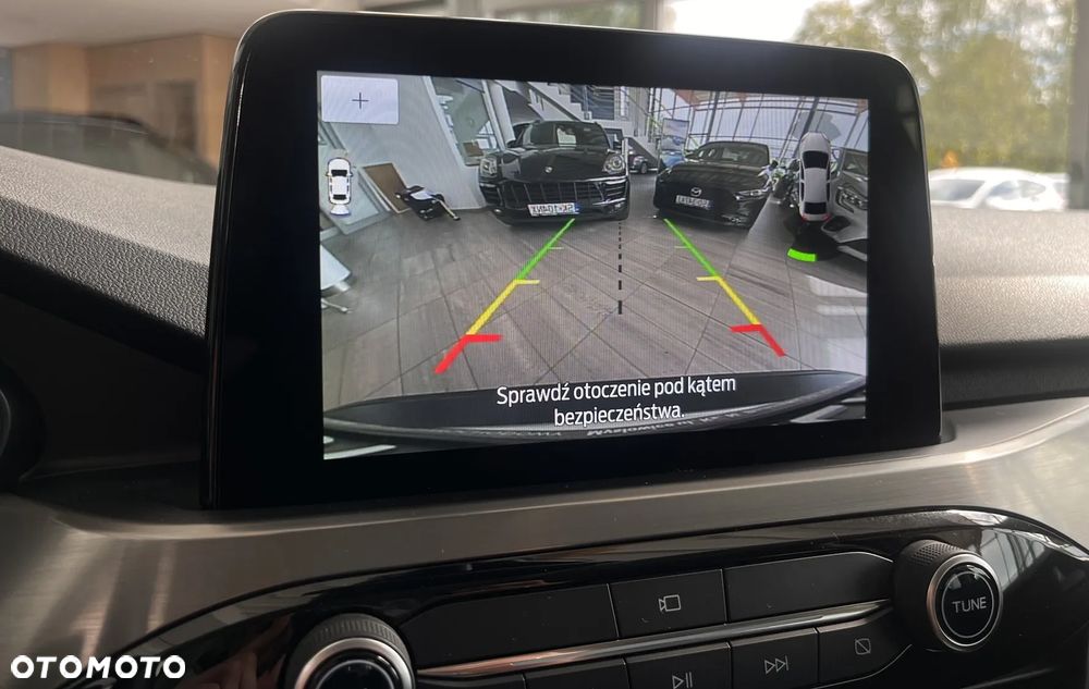 Ford Kuga 2.0 EcoBlue AWD Titanium X - 16