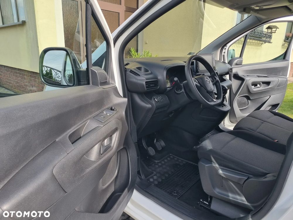 Opel COMBO MAXI LONG L2 - 22