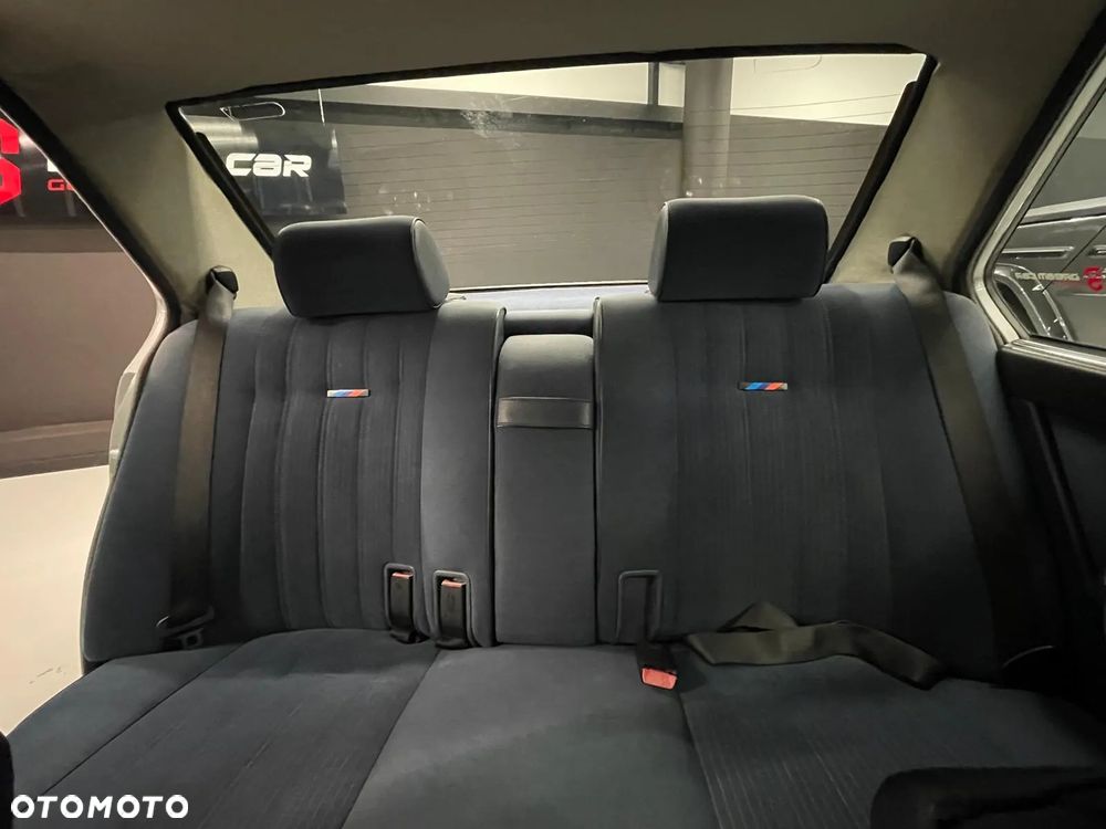 BMW Seria 5 M535 i - 29