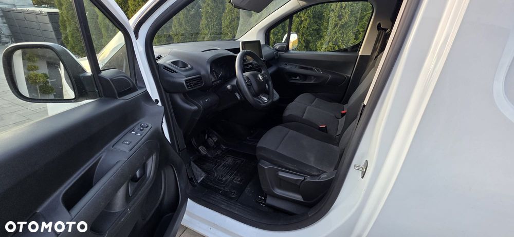 Toyota ProAce 1,5-l-D-4D L1 (6-Si.) - 10