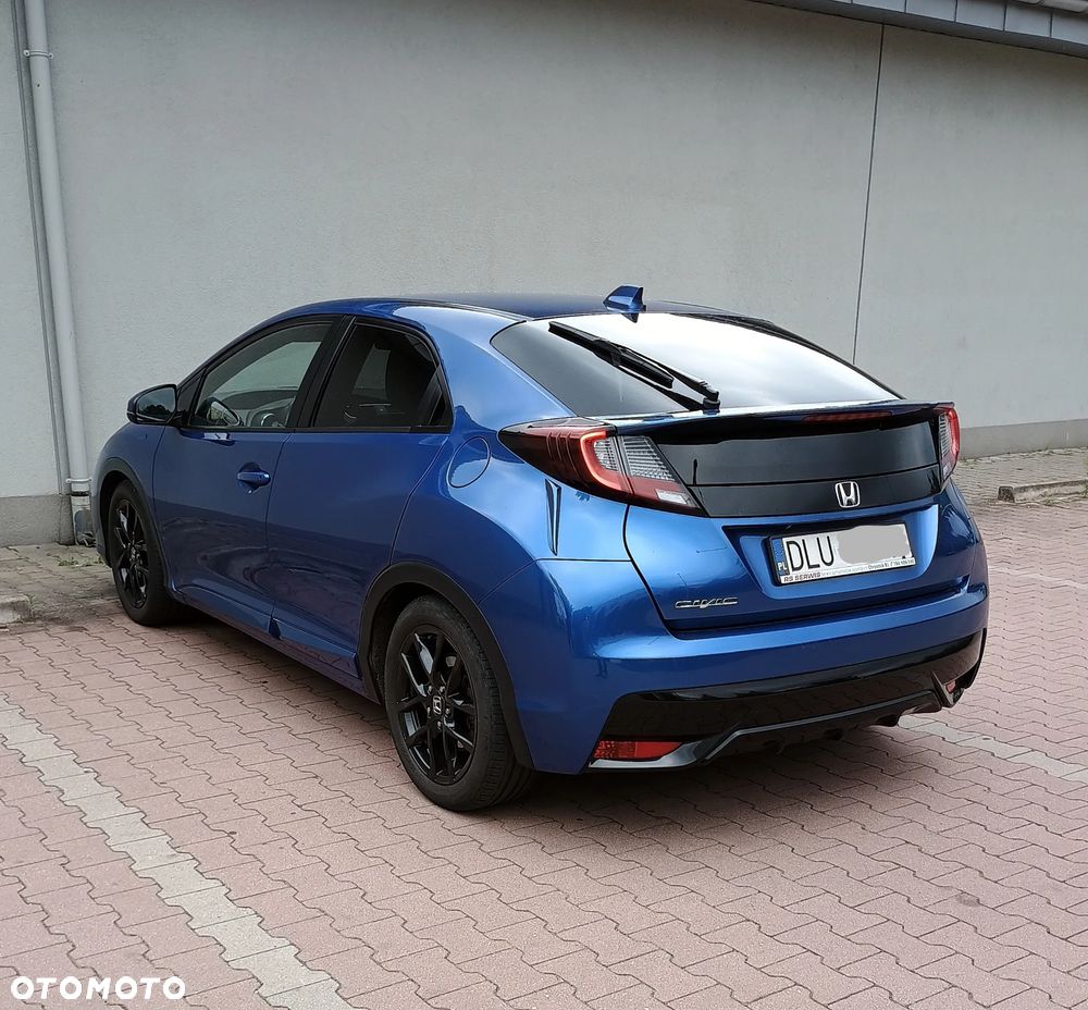 Honda Civic 1.8 Comfort (Honda Connect+) - 5