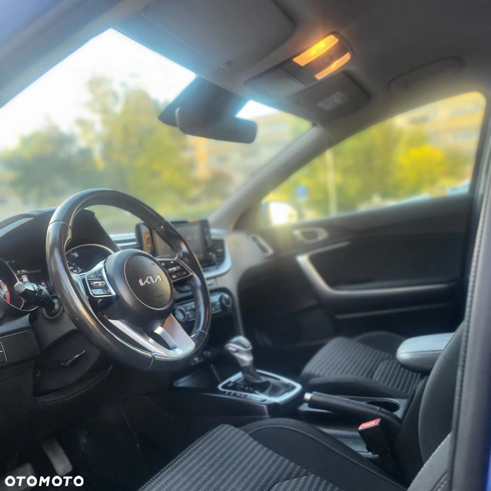 Kia XCeed - 24