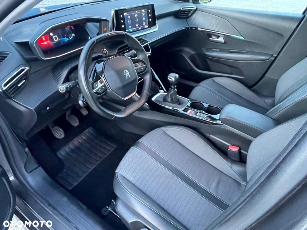 Peugeot 208 PureTech 100 Allure Pack - 9