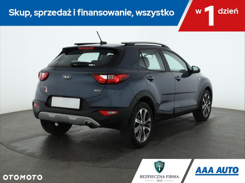 Kia Stonic - 6