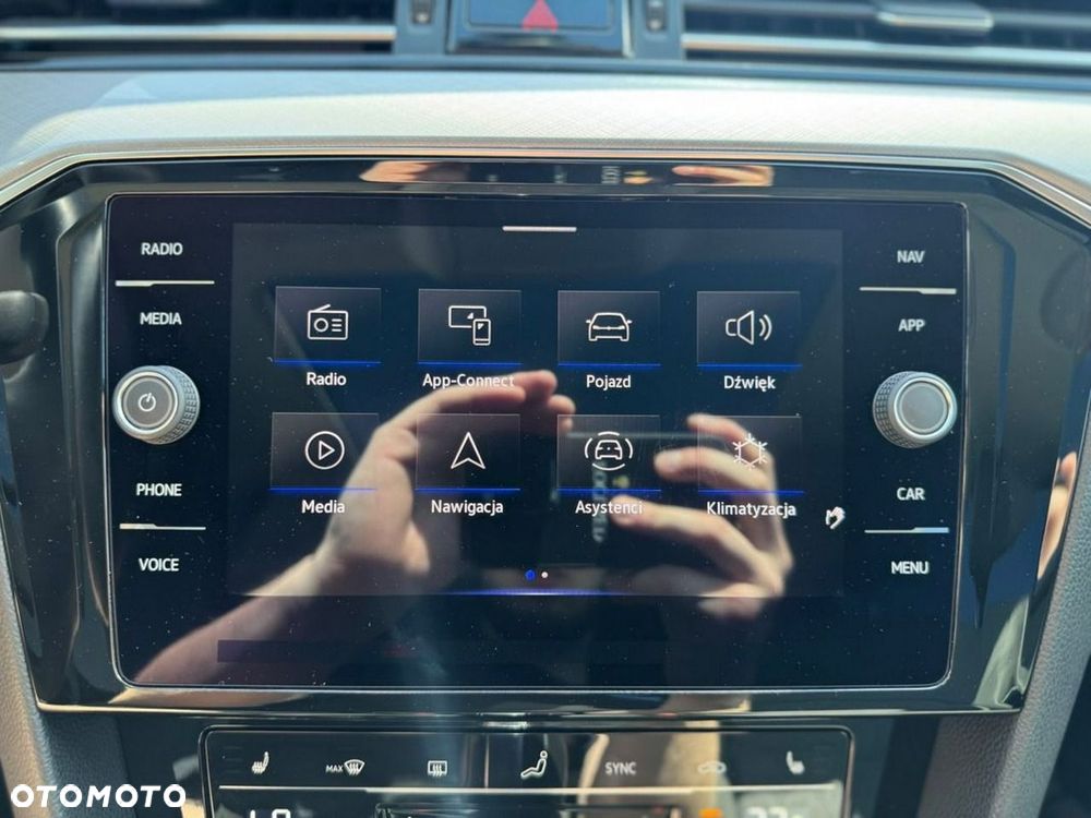 Volkswagen Passat - 23