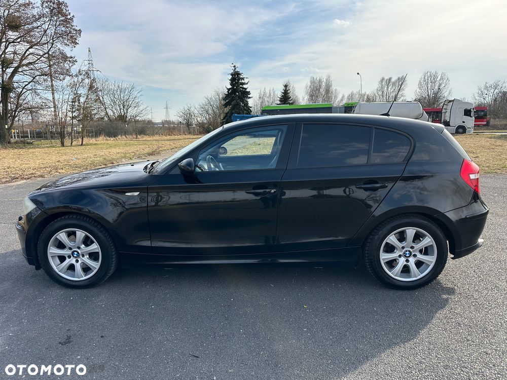 BMW Seria 1 120d DPF - 6