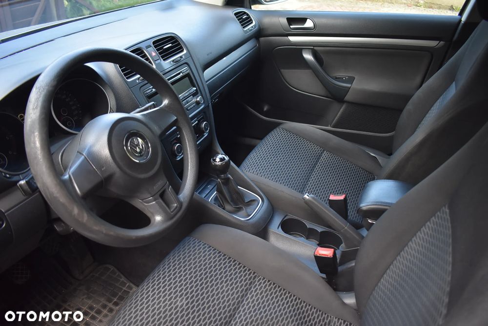 Volkswagen Golf - 13