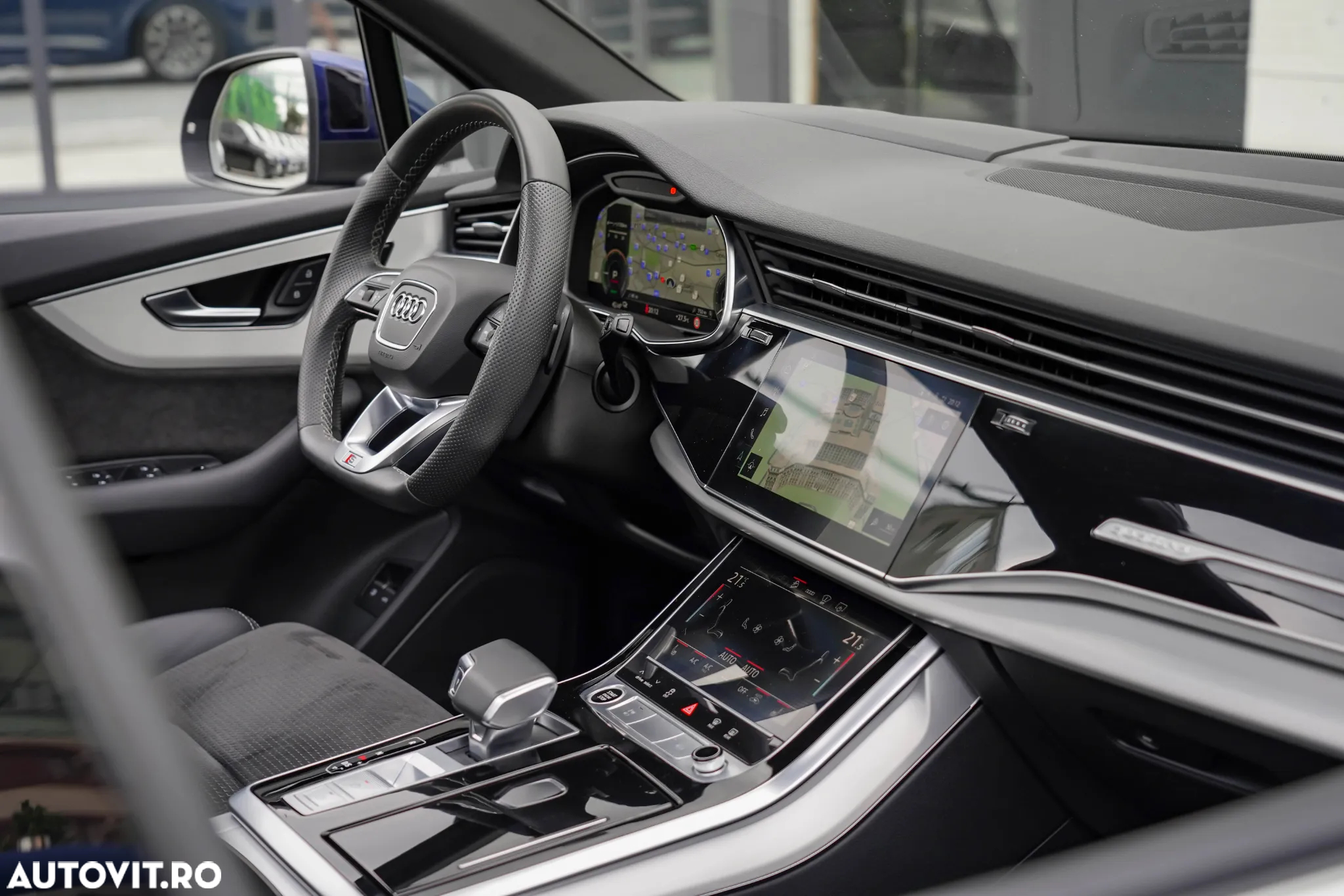 Audi Q7 55 TFSI e quattro Tiptronic PHEV S Line - 18
