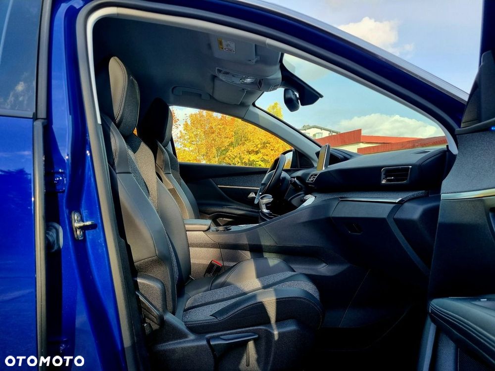 Peugeot 3008 1.5 BlueHDi Allure S&S - 11