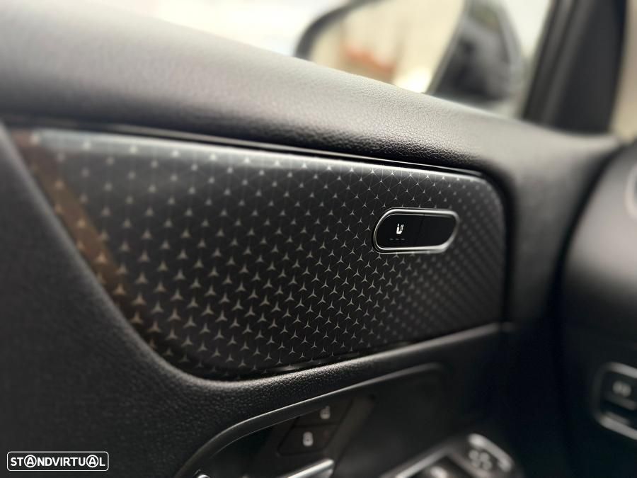 Mercedes-Benz GLA 180 - 17