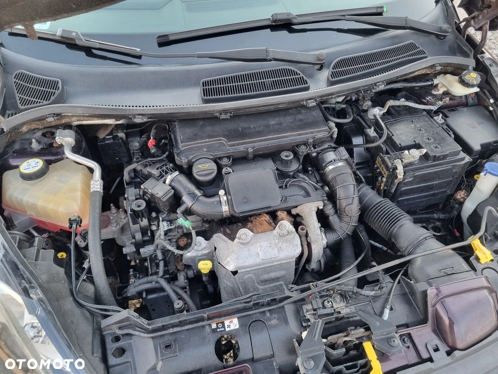 Ford Fiesta 1.4 TDCI - 11