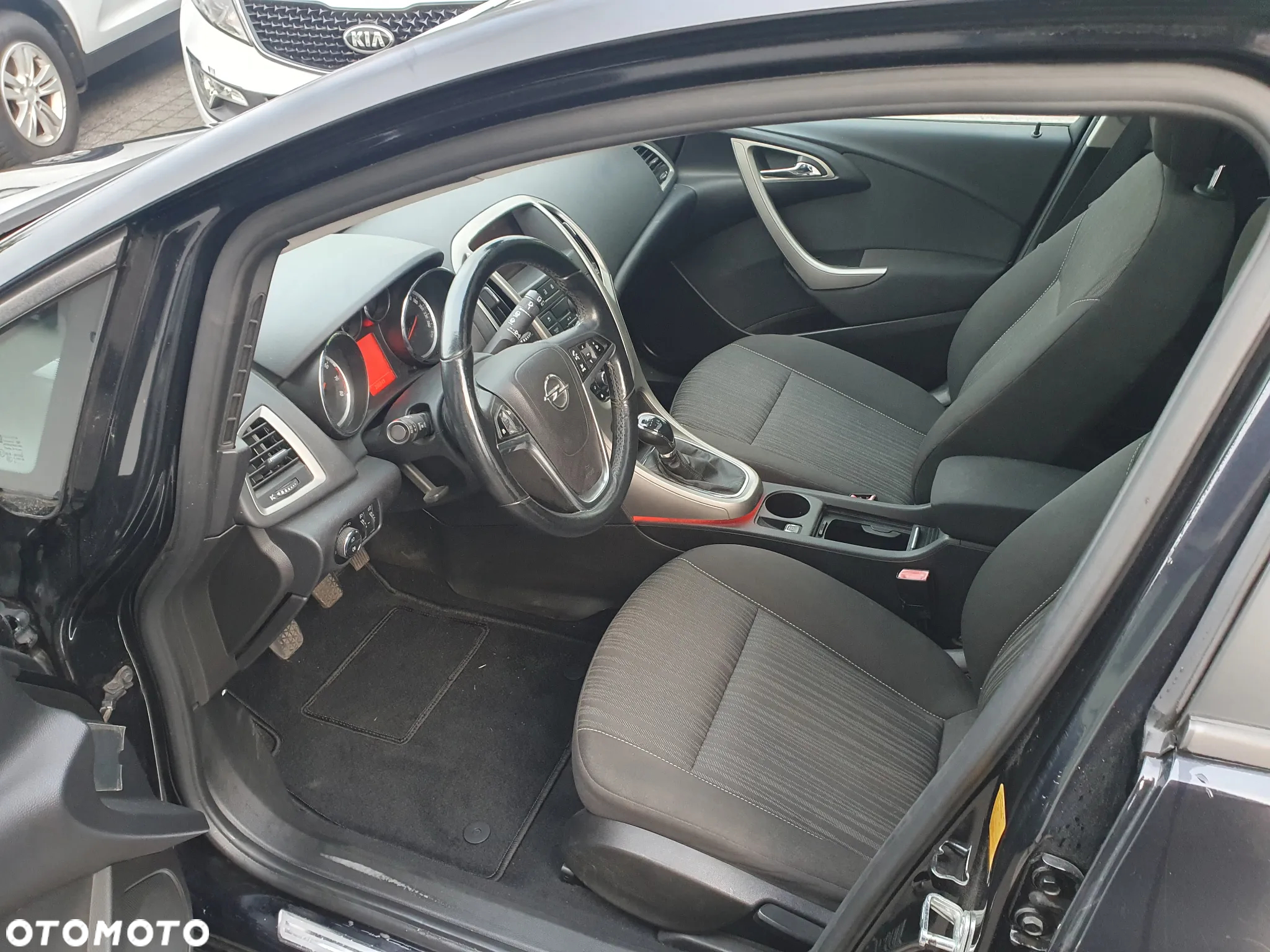 Opel Astra 1.6 Turbo Edition - 5