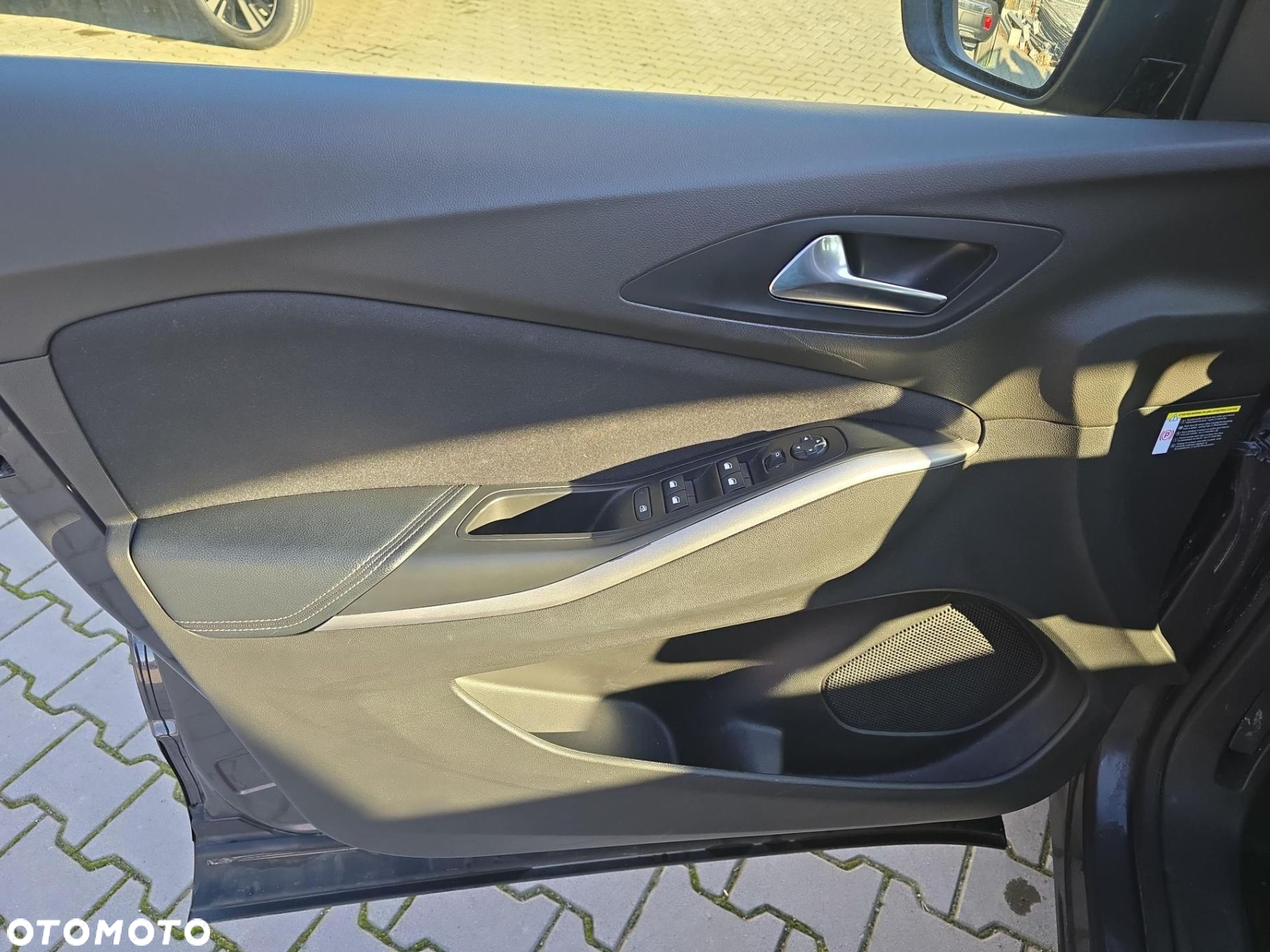 Opel Grandland X 1.2 T GPF Enjoy S&S - 21