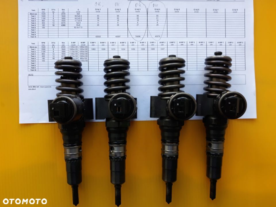 Pompowtryski 2,0TDI 16V AZV Touran 03G130073B - 2