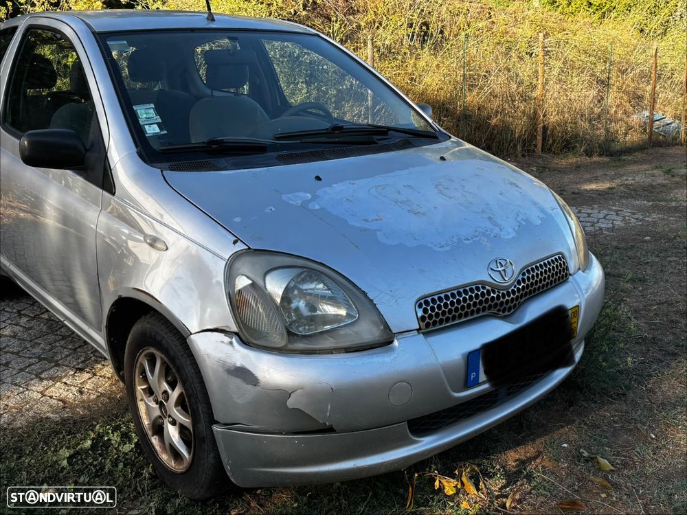 Toyota Yaris - 4