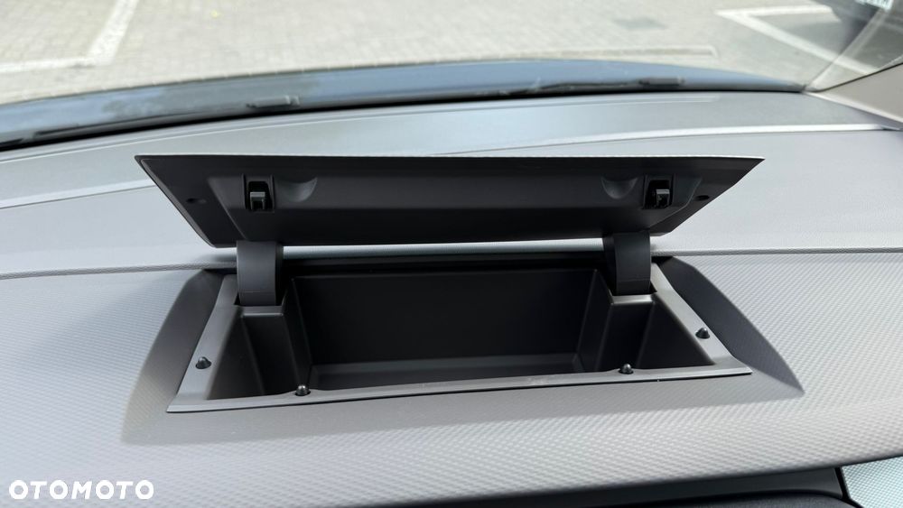 Volkswagen California - 36