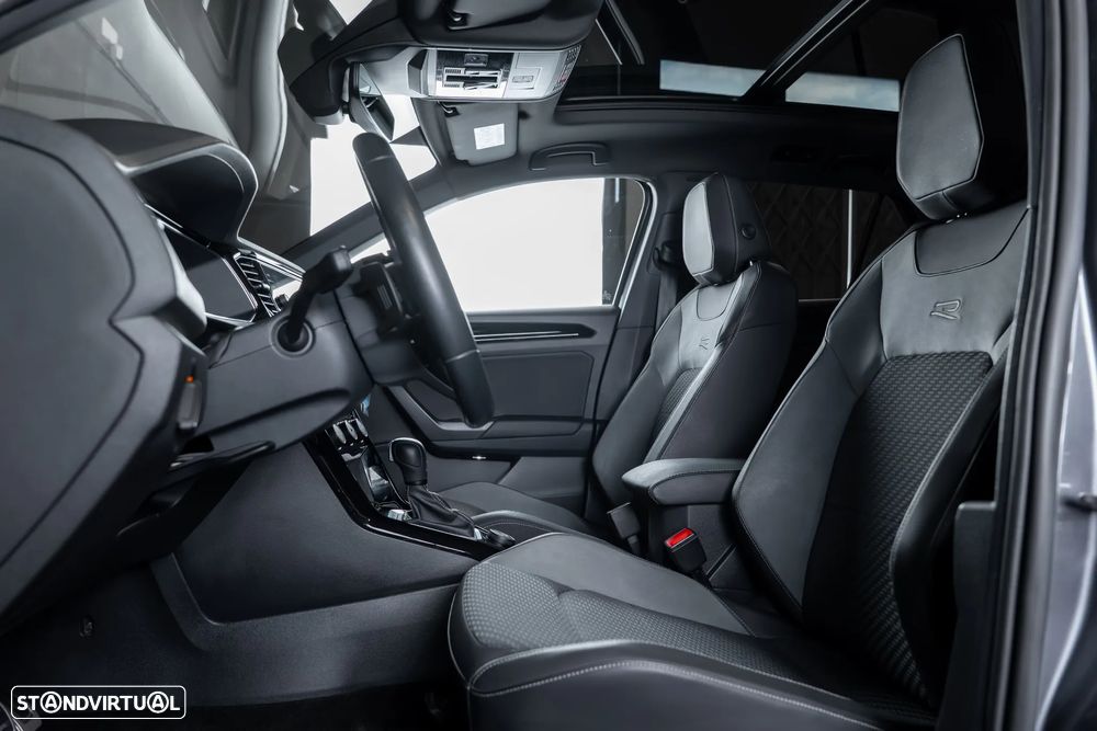 VW T-Roc R 2.0 TSI 4M DSG - 22