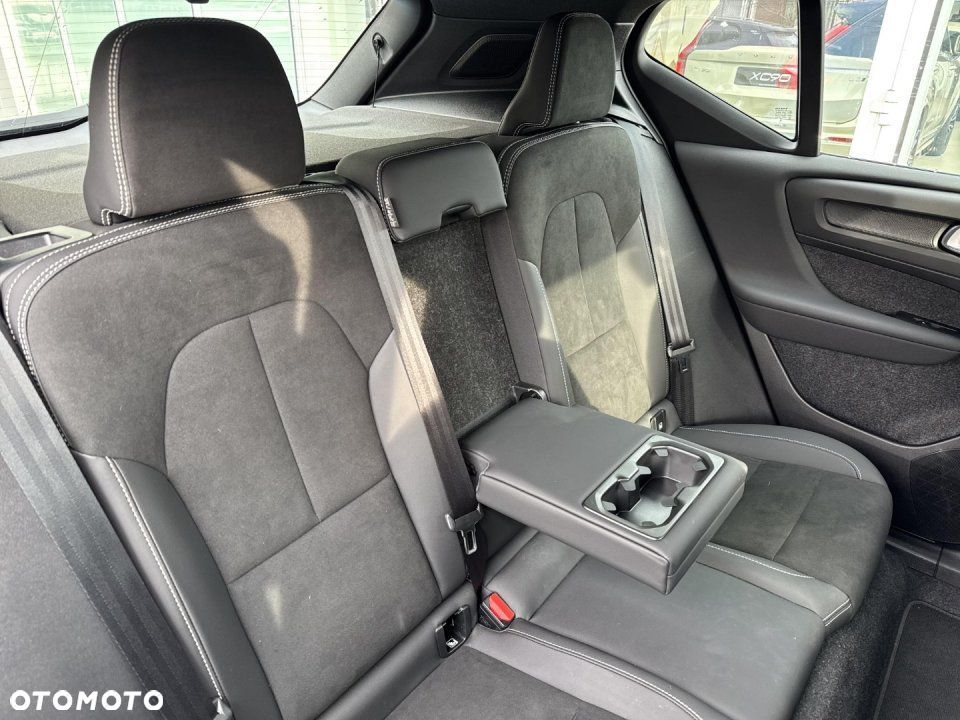 Volvo XC 40 - 12