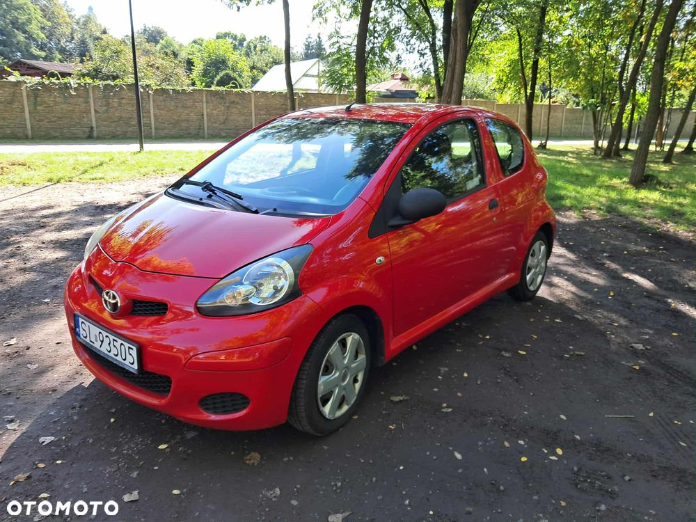 Toyota Aygo 1.0 VVT-i Terra EU5 - 1