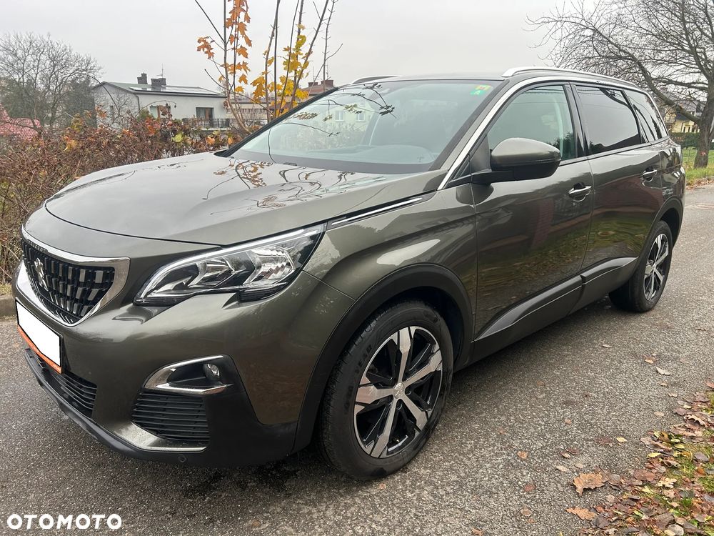 Peugeot 5008 BlueHDI 130 EAT8 Active Business-Paket